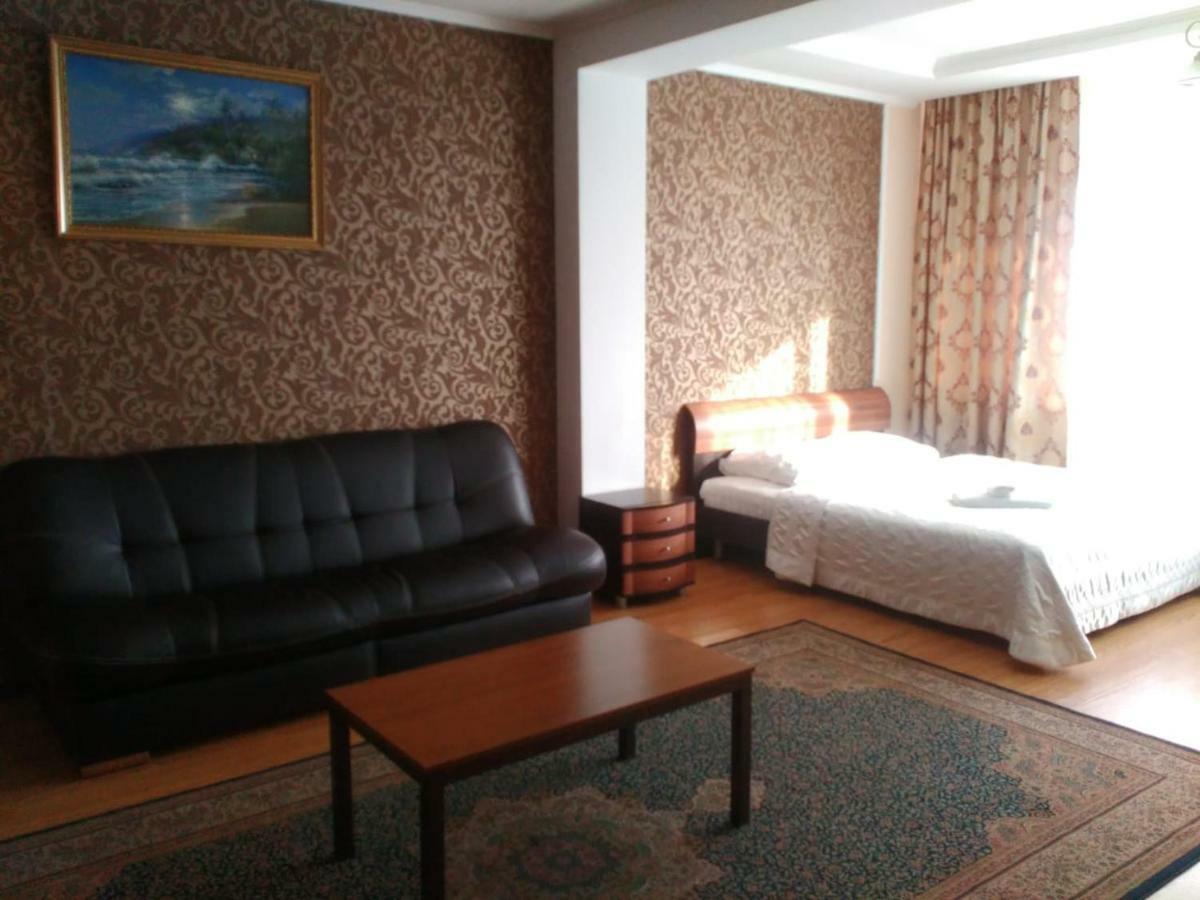 Sky House Astana Hotel Kültér fotó